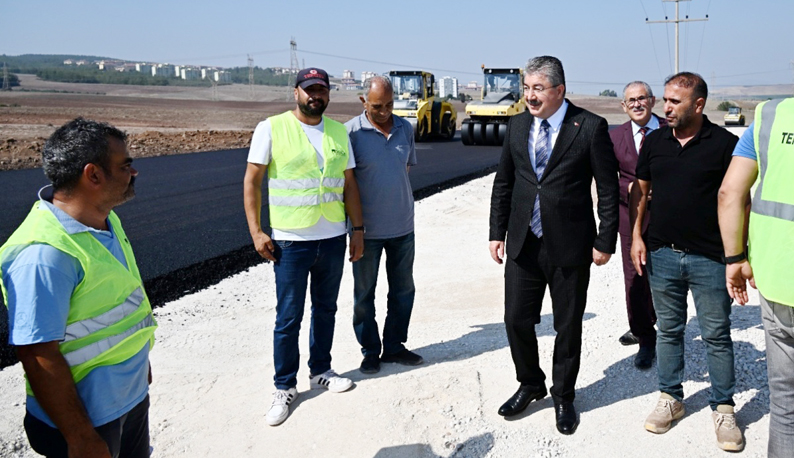 Vali Yılmaz Sakızgediği Otoban Yolu