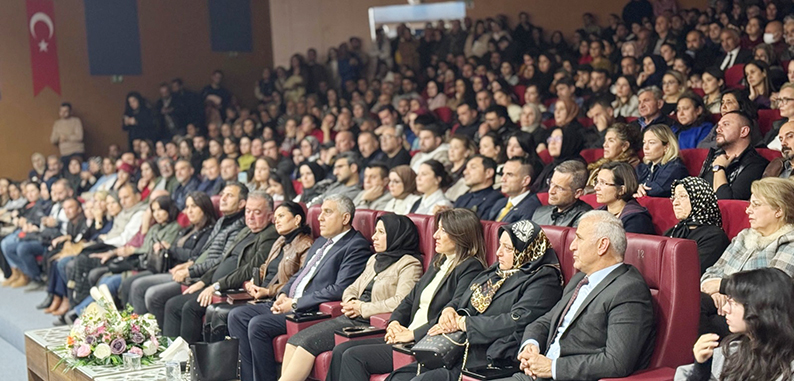 Antakya Medeniyetler Korosu Osmaniye4