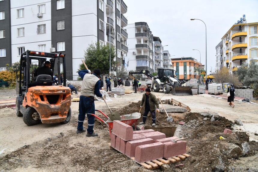 Şehi̇t Firat Yilmaz Çakiroğlu Caddesi̇ Asfalt Yol İçi̇n Hazirlaniyor (3)