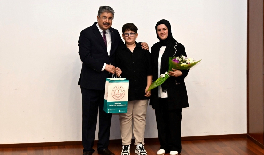 500 Tam Puan Alan Öğrencilere Osmaniye Valisinden Ödül4