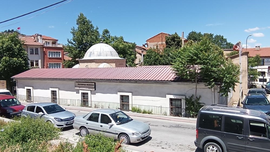 Kütahya Rüstem Paşa Medresesi