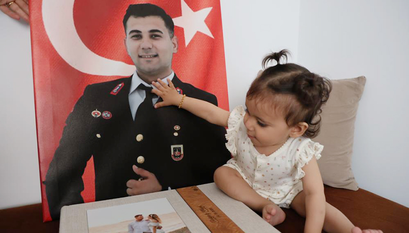 Şehit Eşinden Duygulandıran Vefa3