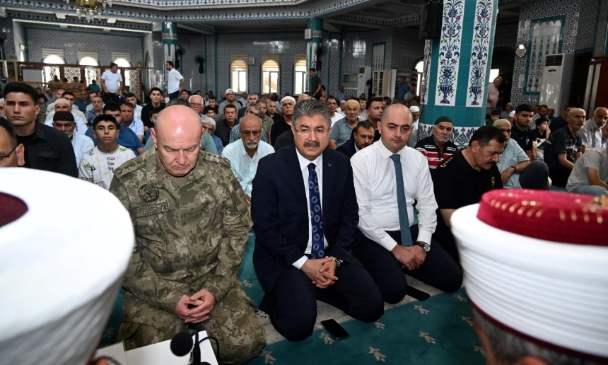 15 Temmuz Şehitleri Osmaniyede Dualarla Anıldı 2