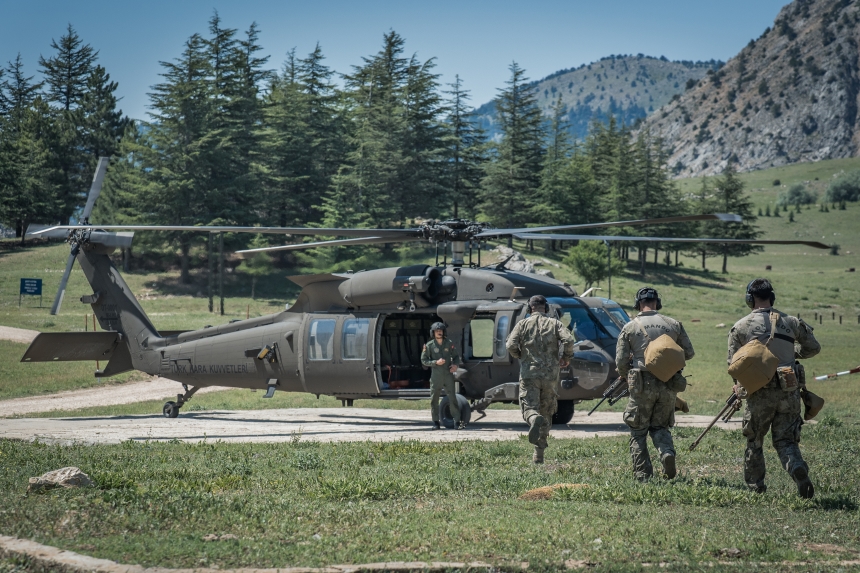 Keskin Nişancılar Helikopter