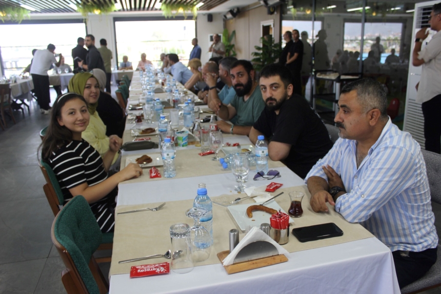 Vali Yılmaz Basın Mensuplarıyla Bir Araya Geldi-1