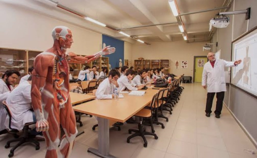 5Bcf14Da 4F7B 414F 9156 4E4972578Baf