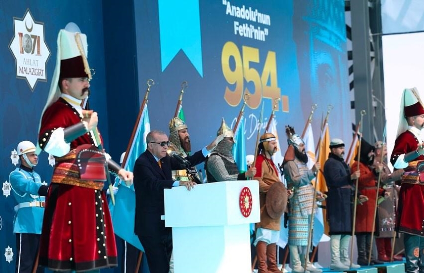 Cumhurbaşkanı Erdoğan Malazgirt Zaferi Kutlamaları