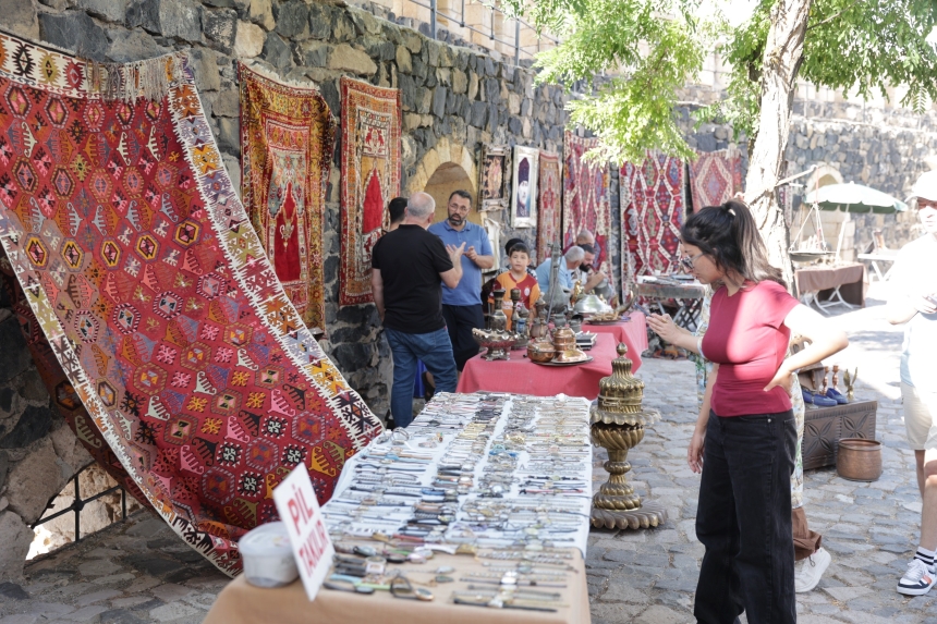 Nevşehir Kalesi’nde Geçmişle Gelecek Buluştu (1)