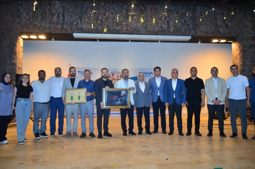 Protokole Hediye Takdimi