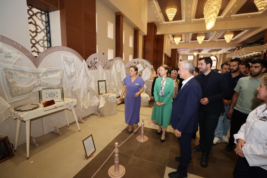 Şahinbey Belediyesinden Kursiyerlere El Emeği Sergisi (2)