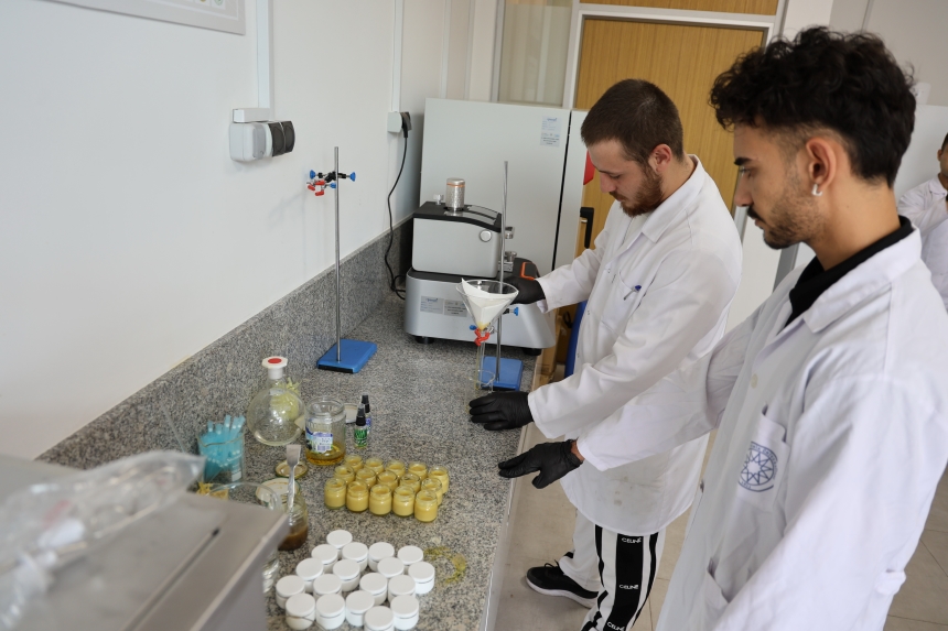 Türkiye’de İlk Geka’dan Apiterapi Ürünleri Üretim Eğitimi (3)