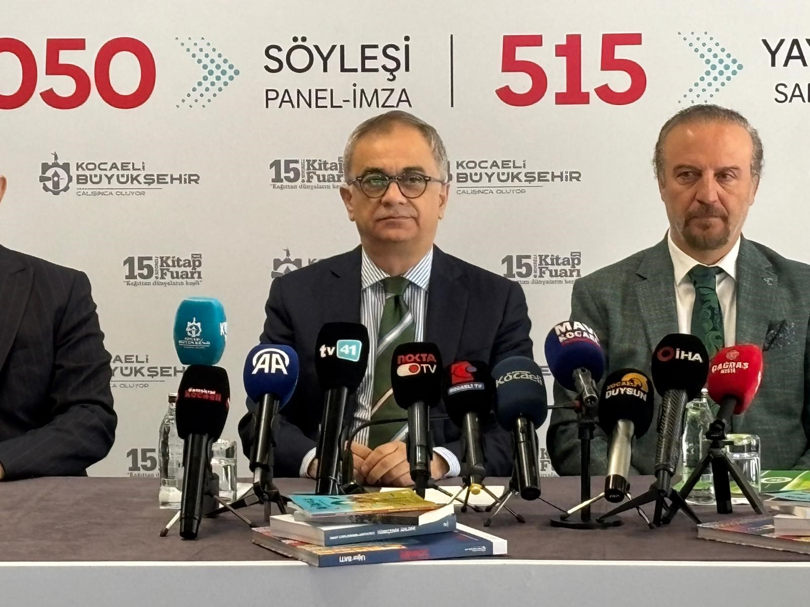 4 Bin 100 Ebeveyn Çocuğuna Kitap Okuyacak