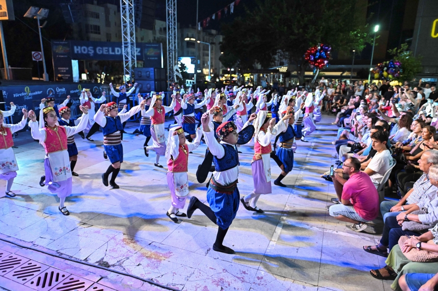Antalya’da Yöreler Renkler Festivali Rüzgarı (2)-1