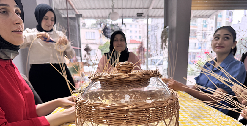 Hatayda Depremzede Kadınlar1