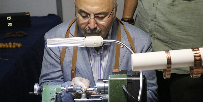 Kur’an I Kerim Ayetleri İşlenmiş 12 Kiloluk Gümüş Tesbih2