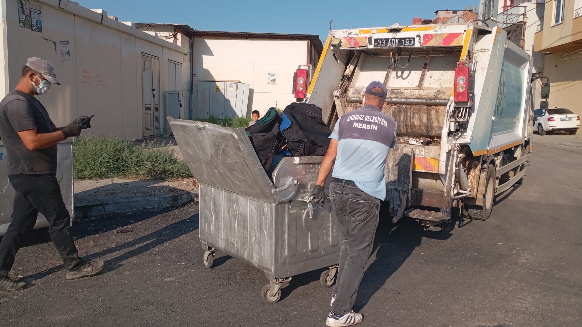 Mersin Akdeniz’de Temizlik Seferberliği (3)