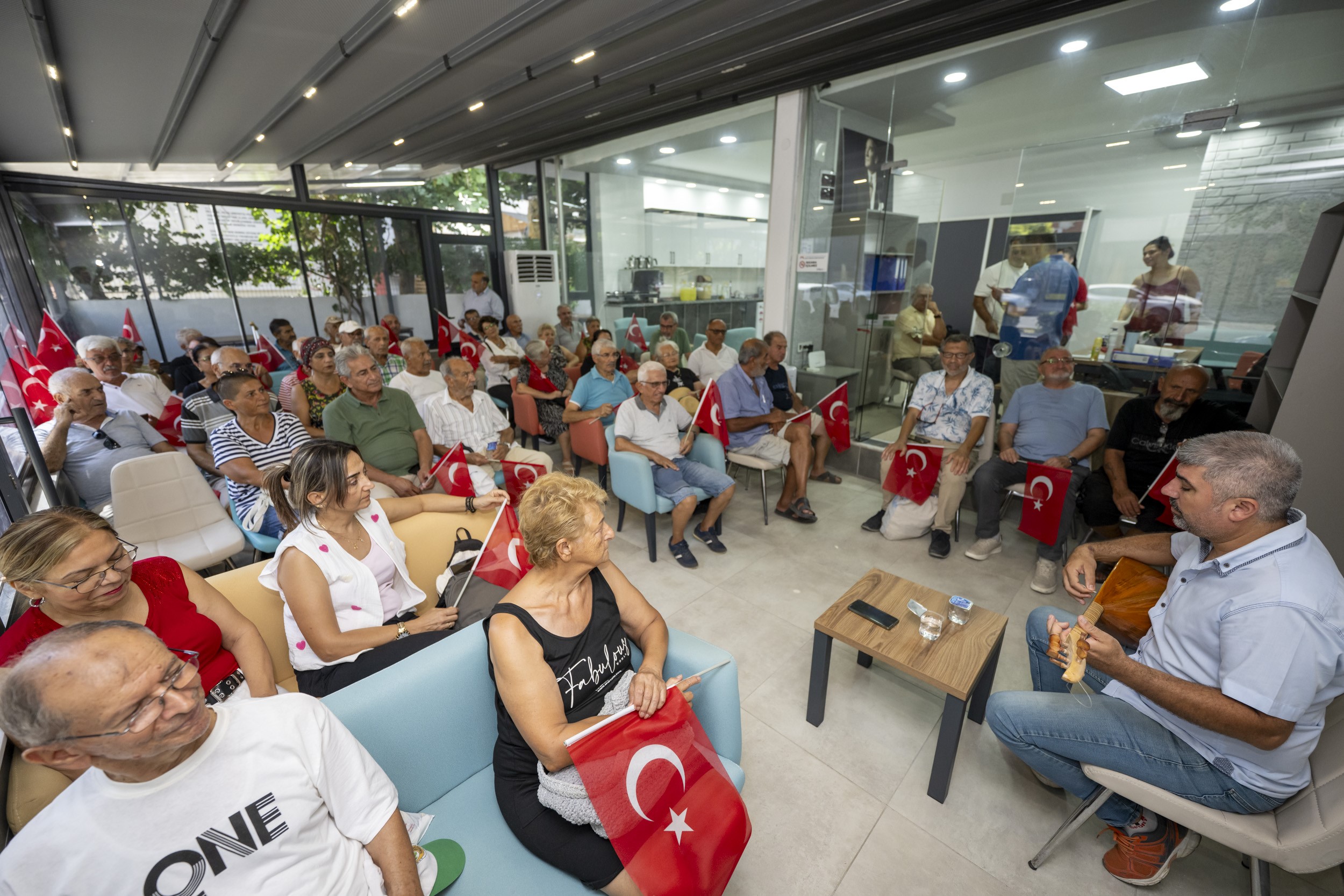 Mersin Belediyesi Emekli Evi’nde; 30 Ağustos Coşkusu (3)