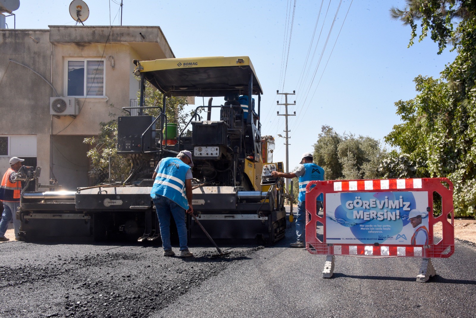 Mersin Mezitli'de, Meski̇ Yolları Modern Asfaltla Yeniledi 2