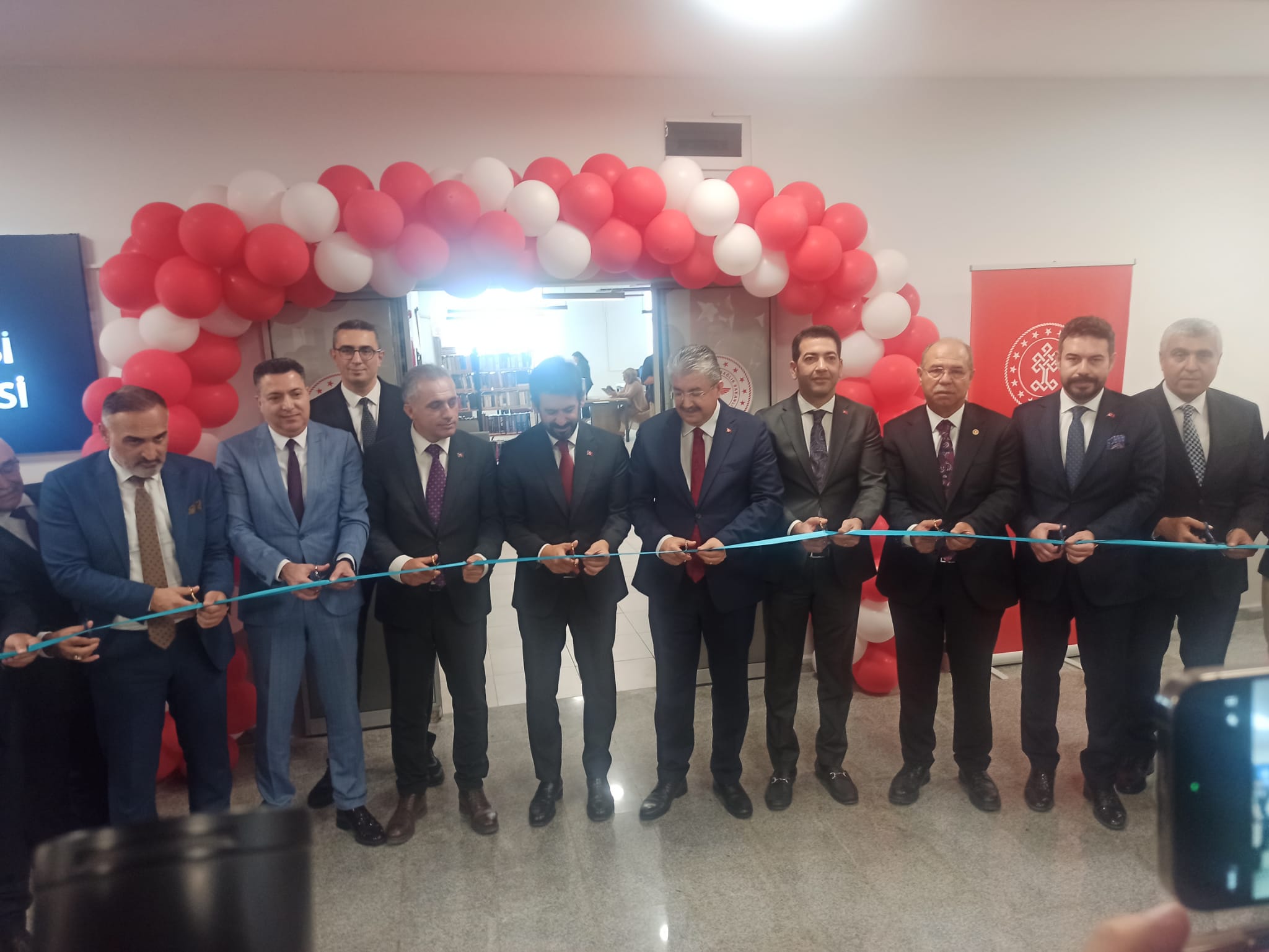 Osmaniye Devlet Hastanesi Halk Kütüphanesi (3)