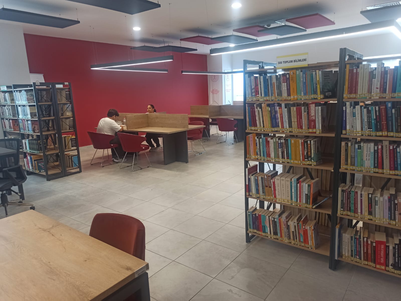 Osmaniye Devlet Hastanesinde Halk Kütüphanesi