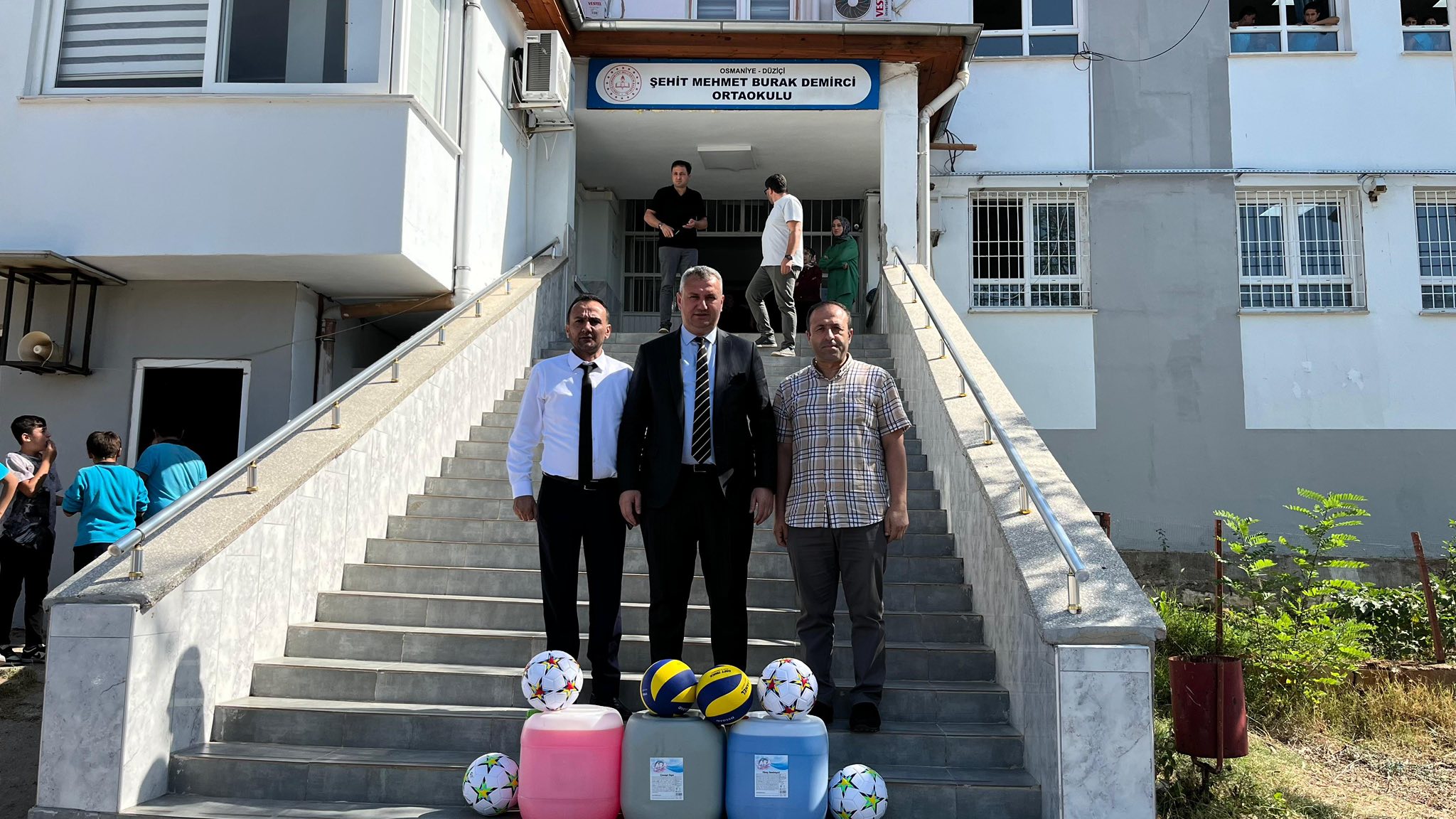 Osmaniye Düziçi'nde Kaymakamlıktan Eğitime Katkı (1)