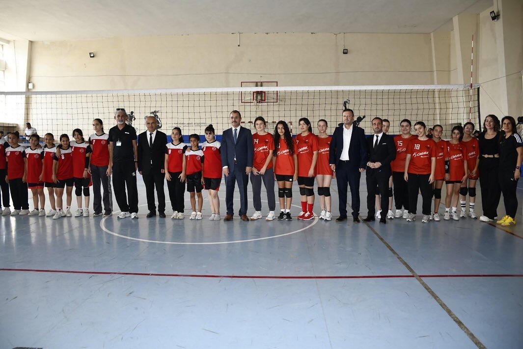 Osmaniye Kadirli Cumhuriyet Turnuvaları Başladı (2)