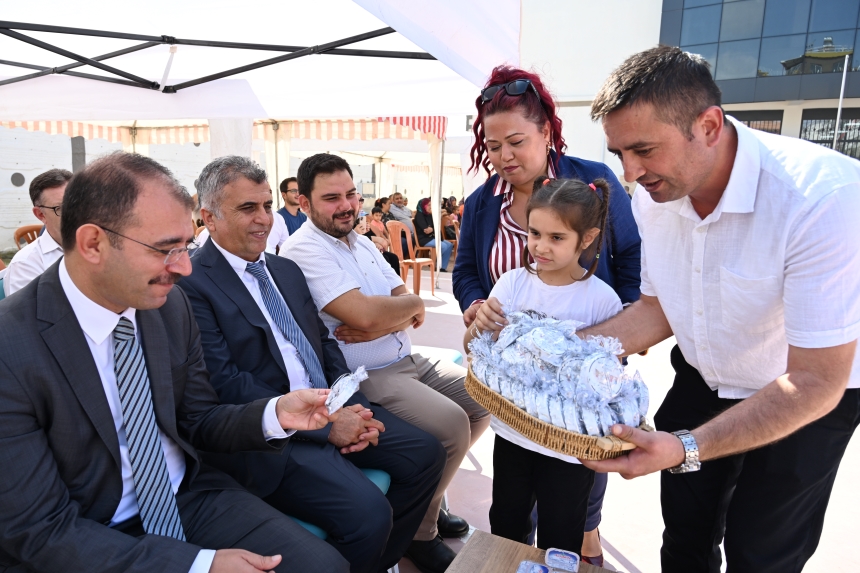Osmaniye Kadirli’de İlköğretim Haftası Coşkuyla Kutlandı (1)