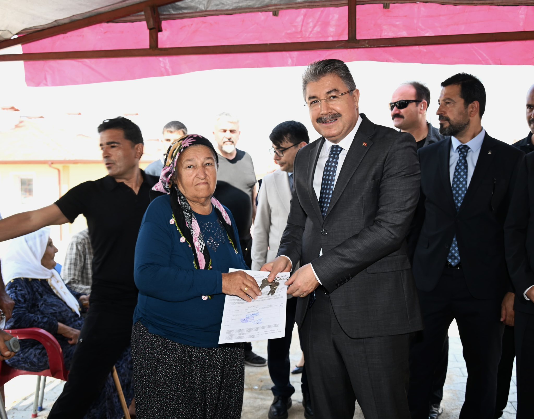 Osmaniye Valisi Yılmaz; 15 Deprem Konutunda Anahtar Teslim (4)