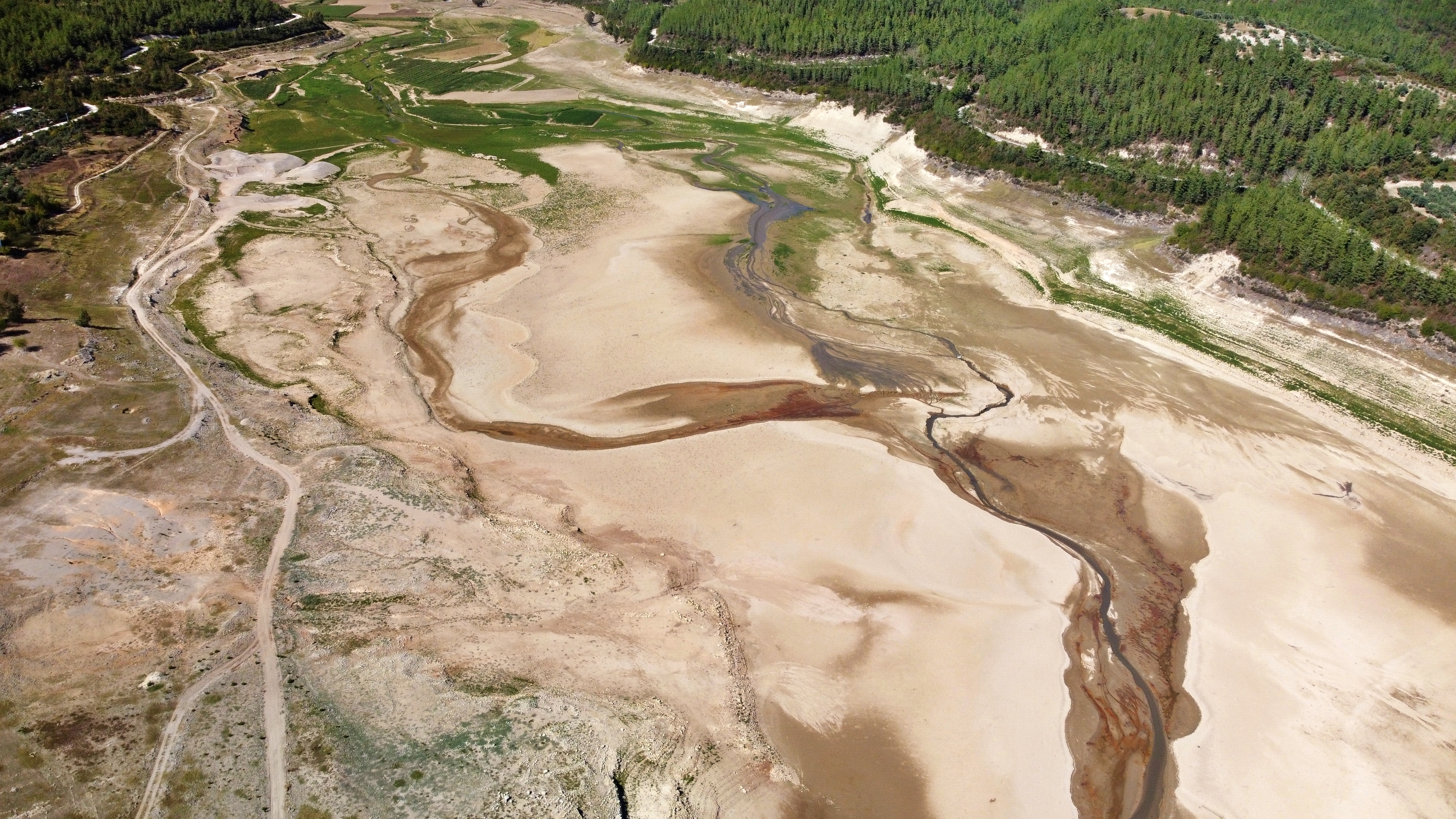 Osmaniye’de Barajlarda Alarm Doluluk Oranları Hızla Düşüyor (3)