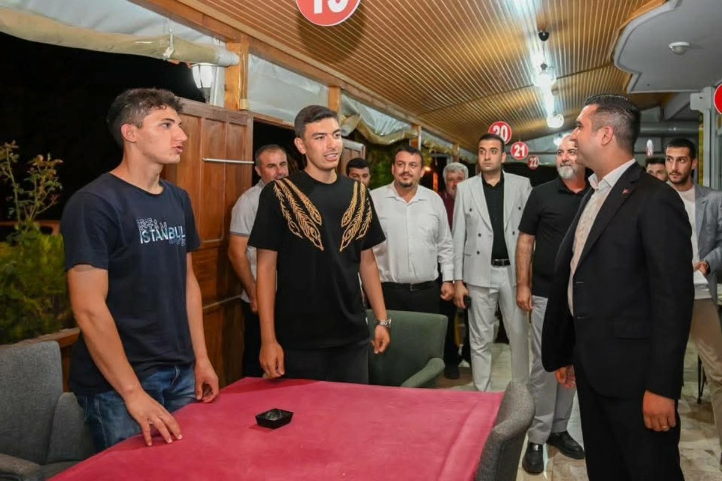 Osmaniye’de Başkan Olcar’dan Üniversitelilere Destek Sözü (3)