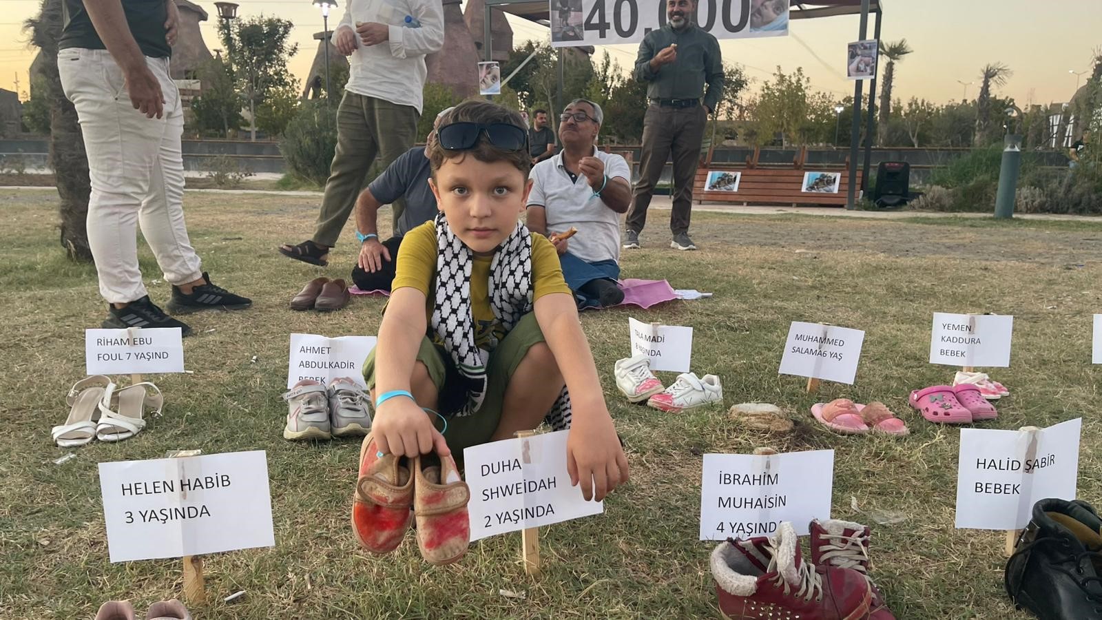 Osmaniye’de Gazze’de Ölen Çocuklar İçin Duygulandıran Sergi (3)