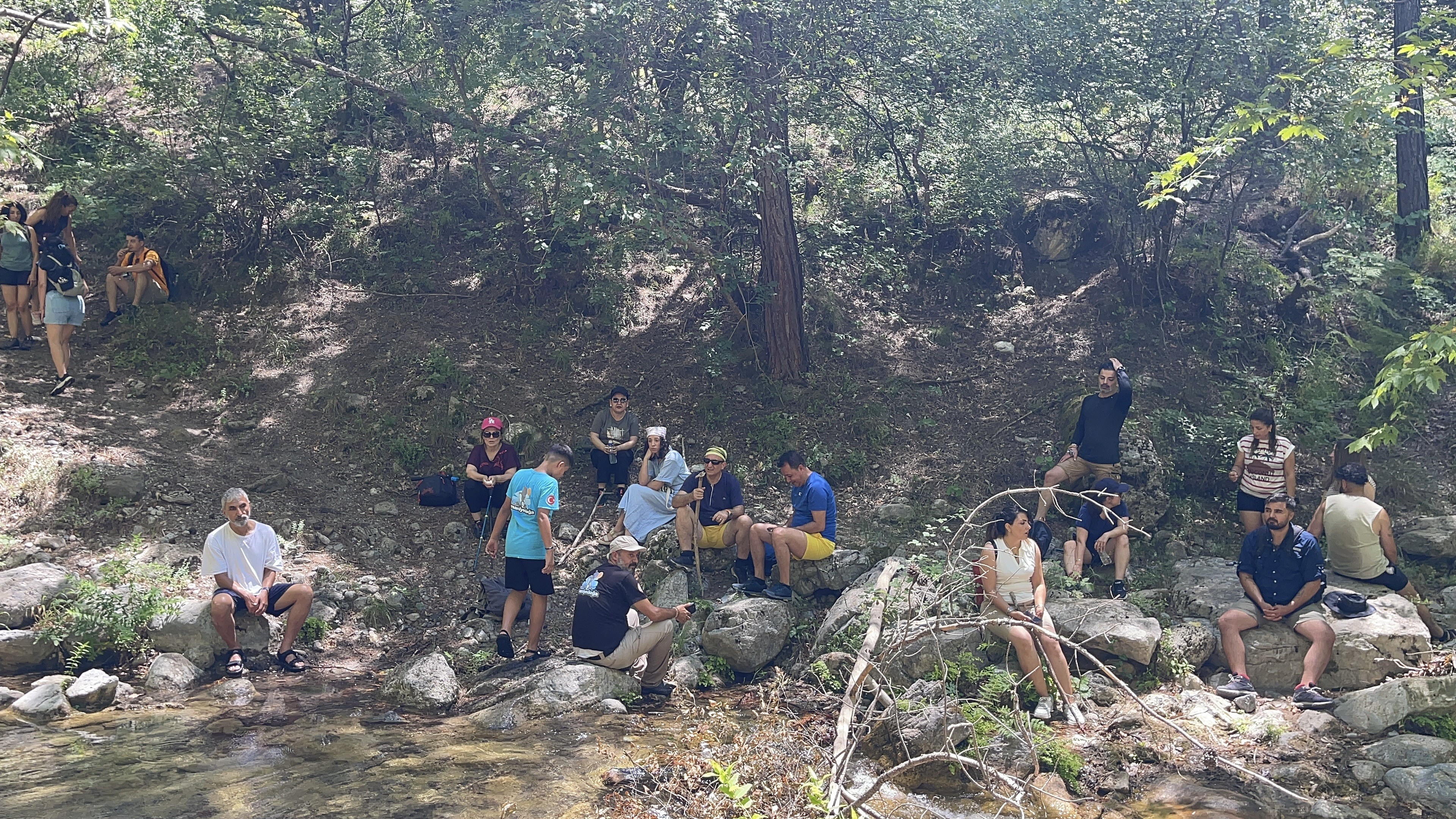 Osmaniye’de Kocakesme Şelalesi Doğa Tutkunlarını Büyülüyor (3)