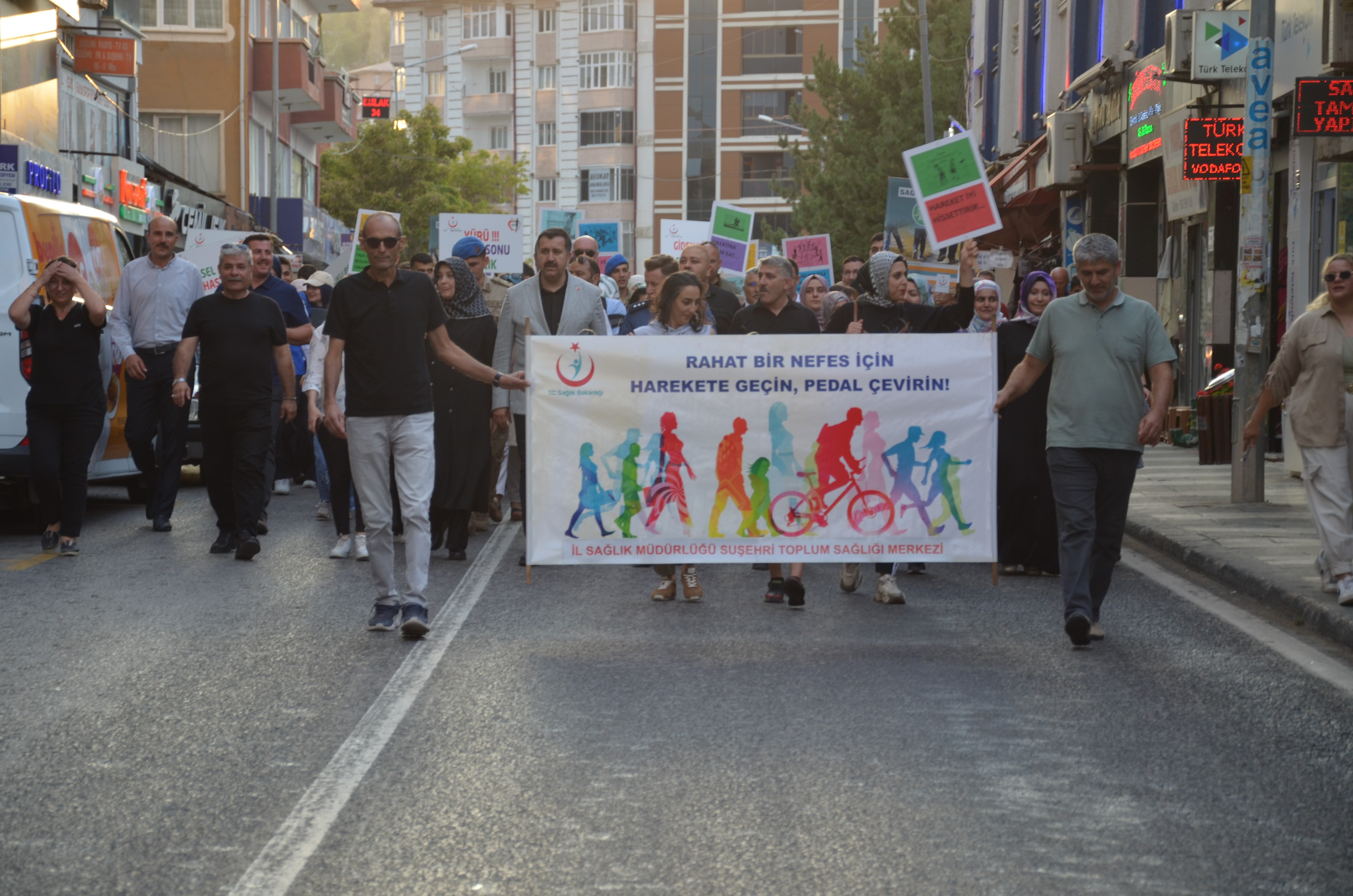 Sivas'ta Halk Sağlığı Haftası'nda Sağlıklı Yaşam Vurgusu (3)