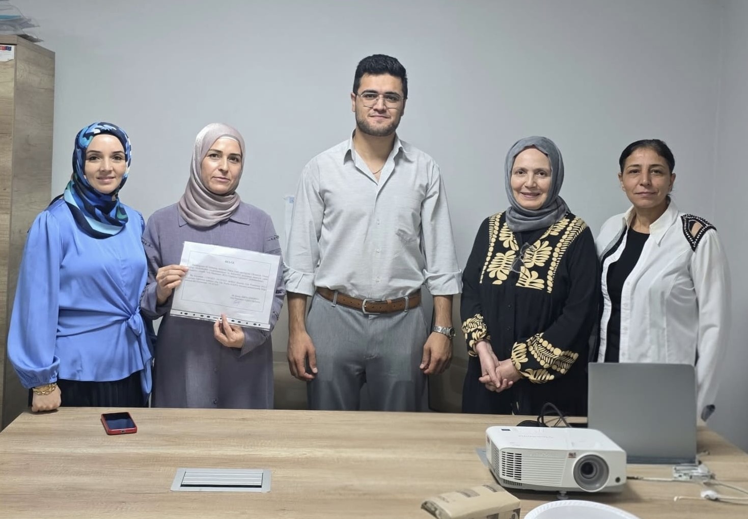 557963679 2095987364542336 3394732760598501600 N