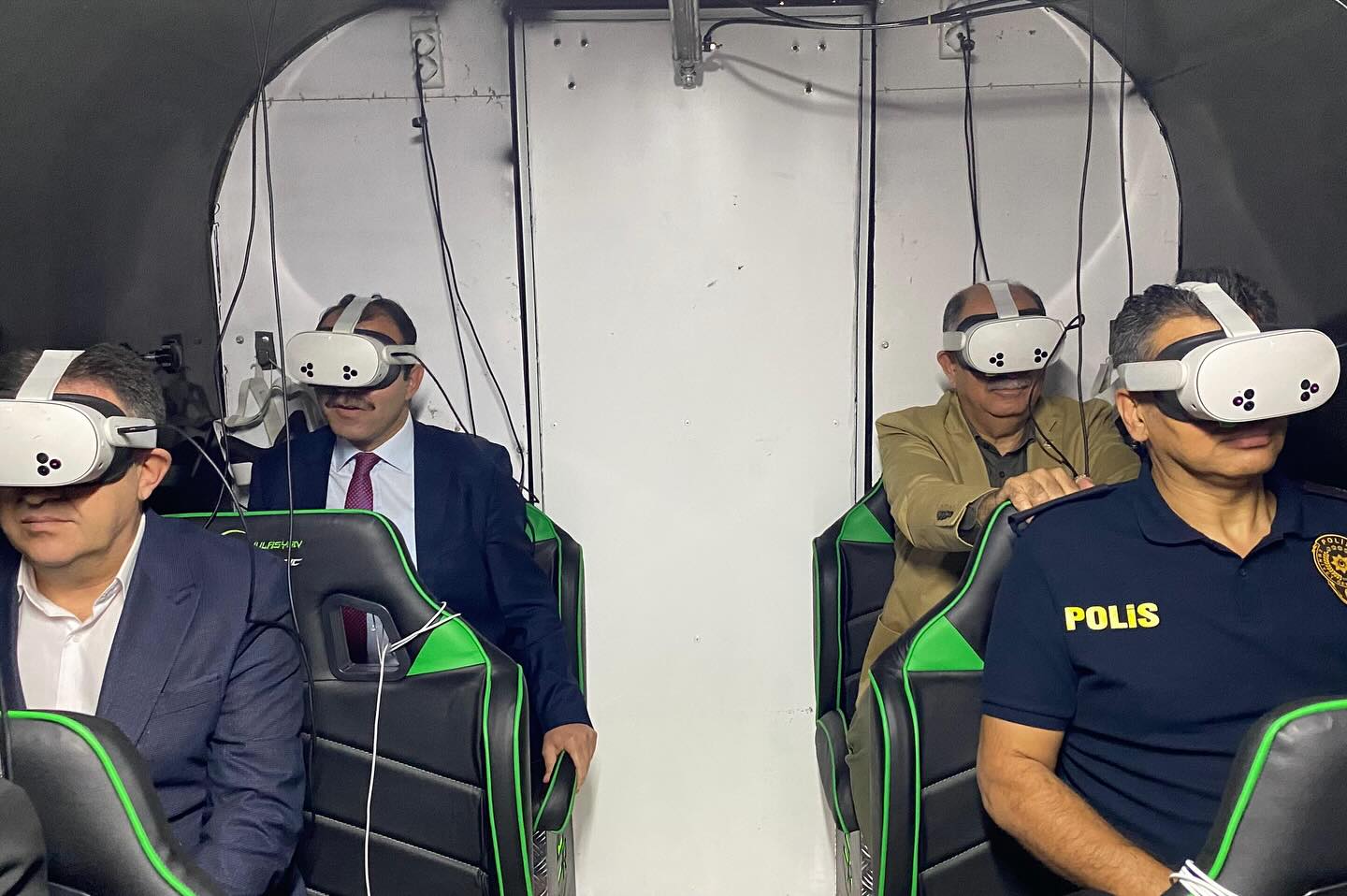 569257479 17940009765065416 5740019301030926761 N