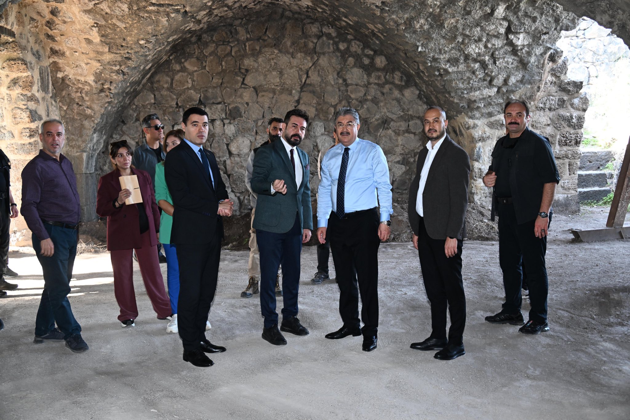 571178570 1246920057476907 4923678663399894024 N