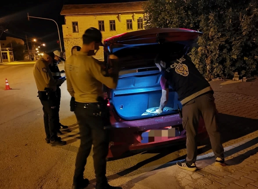 Adana Kozan’da Modifiye Araçlara Ceza Yağdı-1