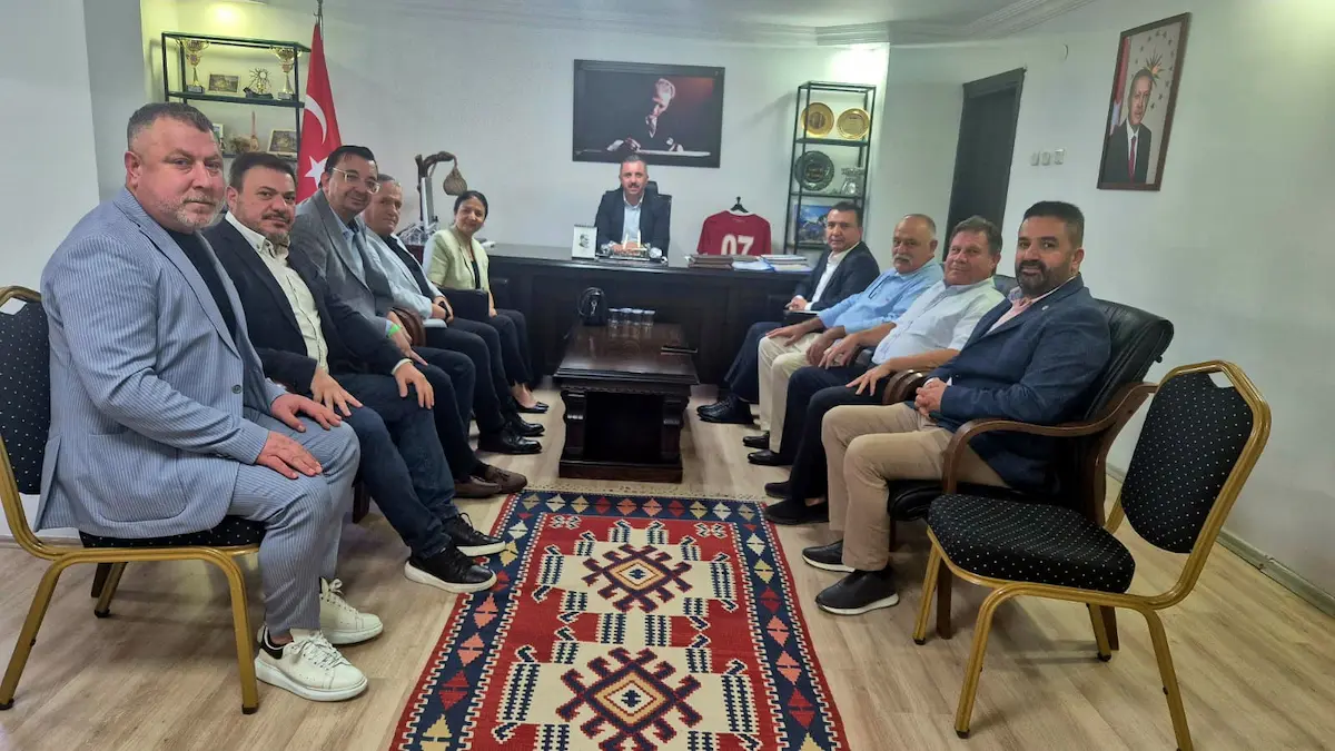 Agf Yönetiminden Kemer Kaymakamı Solmaz’a Ziyaret-1