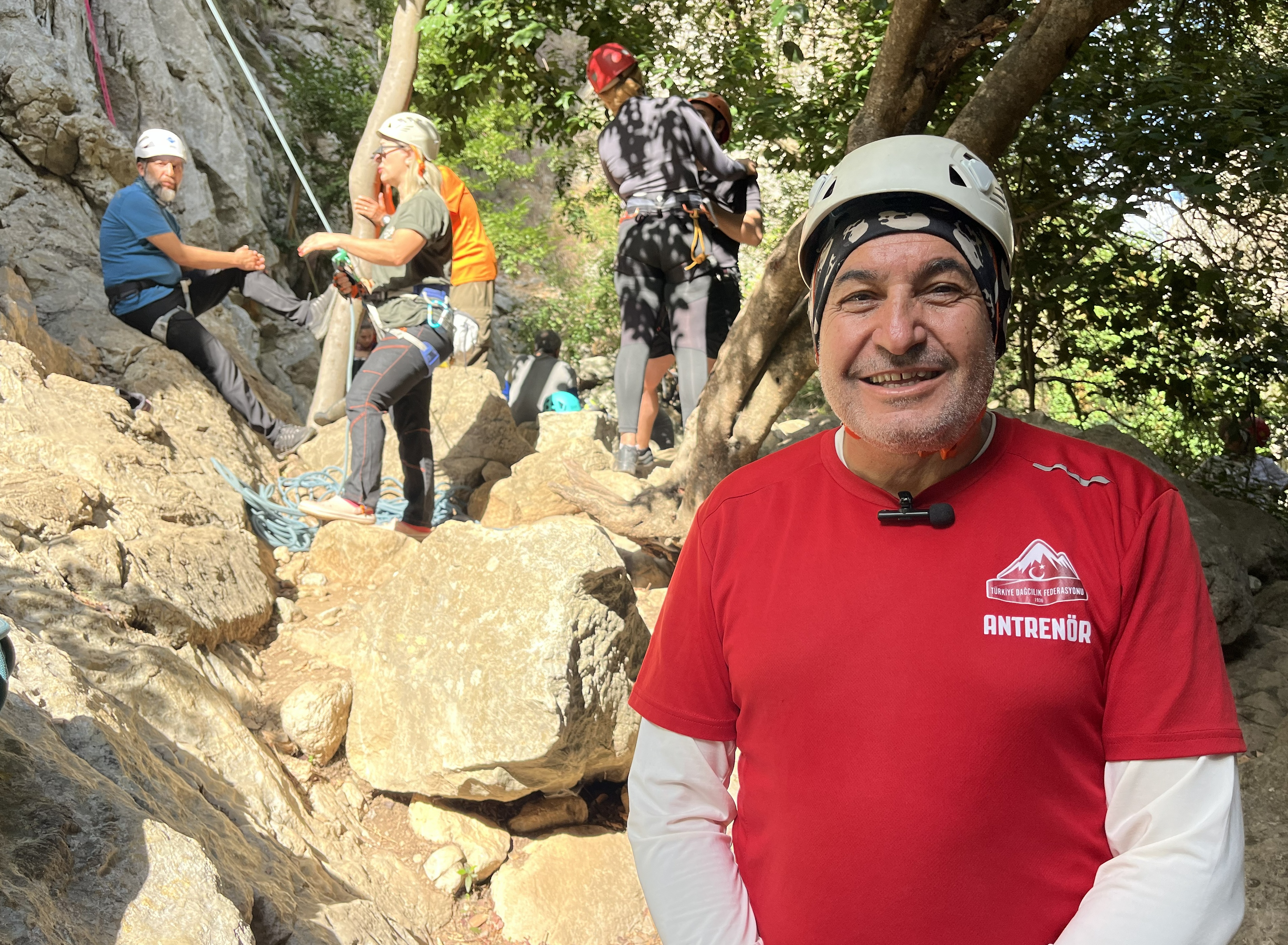 Cumhuriyet'in 102. Yılı Olimpos'ta Tırmanışla Kutlanıyor (2)