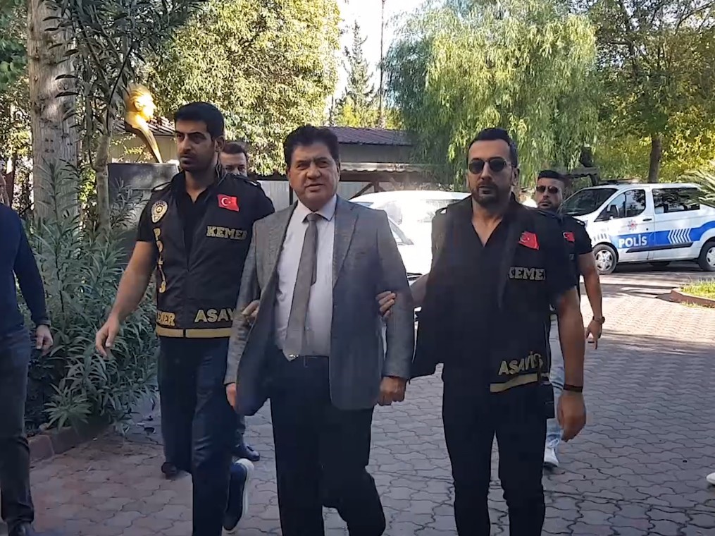 Eski Kemer Belediye Başkanı Mustafa Gül Tutuklandı (1)