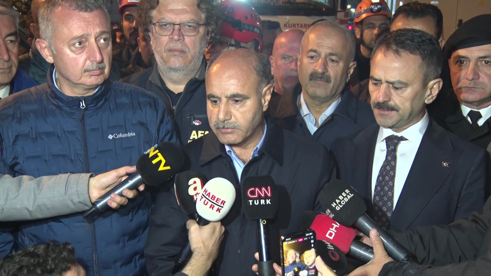 Gebze’de Kurtarma Tamamlandı 4 Kişi Hayatını Kaybetti (3)