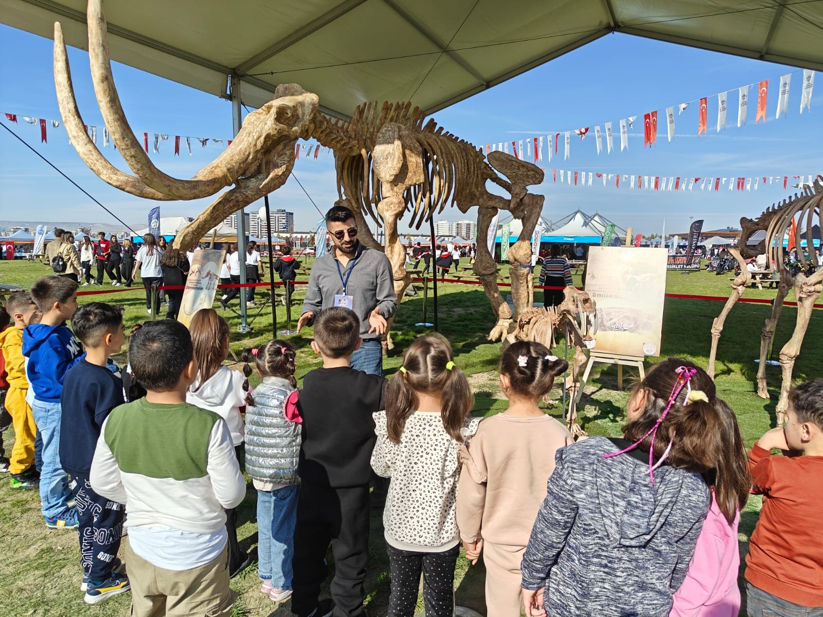 Kayseri'de 7. Bilim Bilim Ve Teknoloji Festivali Başladı (2)