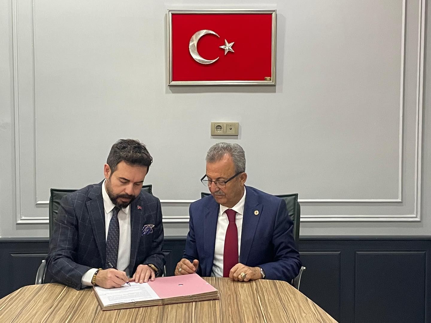 Osmaniye Ellek Beldesine Halk Kütüphanesi Kuruluyor (1)