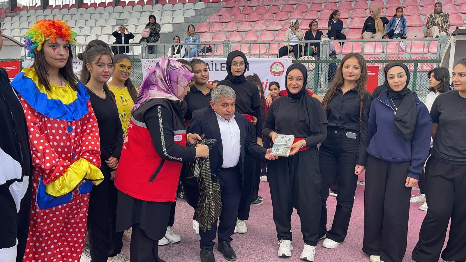 Osmaniye’de Dünya Kız Çocukları Günü (3)