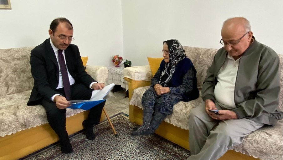 Osmaniye’de Saygı Duruşu Atatürk O Aileye Soyadını Verdi (5)