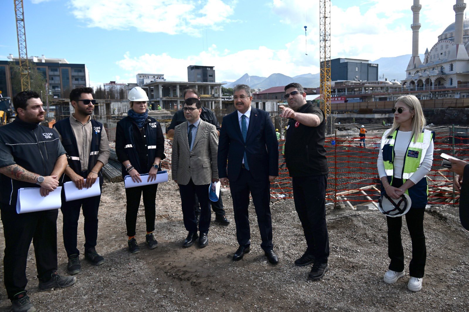 Osmaniye’de Vali Yılmaz, Alibeyli 2 Rezerv Alanı’nda (4)