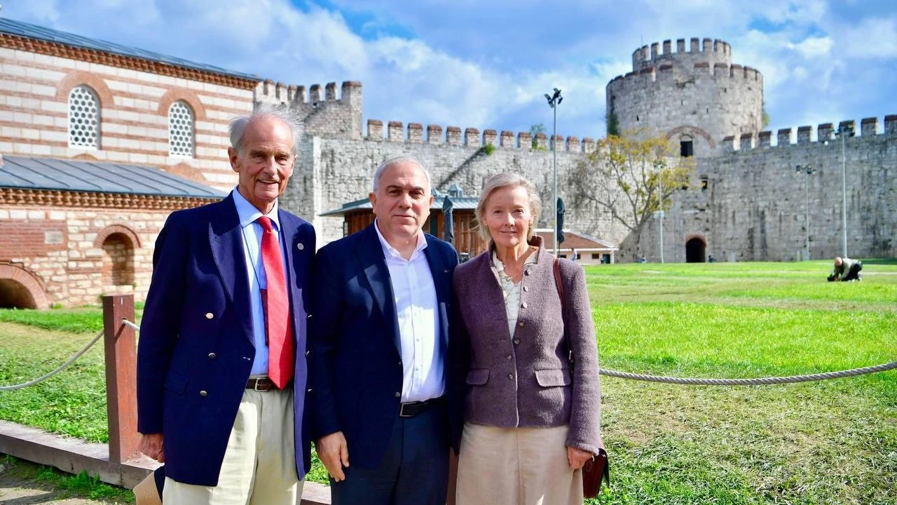 Rus Yazar Tolstoy’un Kuzeni Nikolai Tolstoy İstanbul’da (1)
