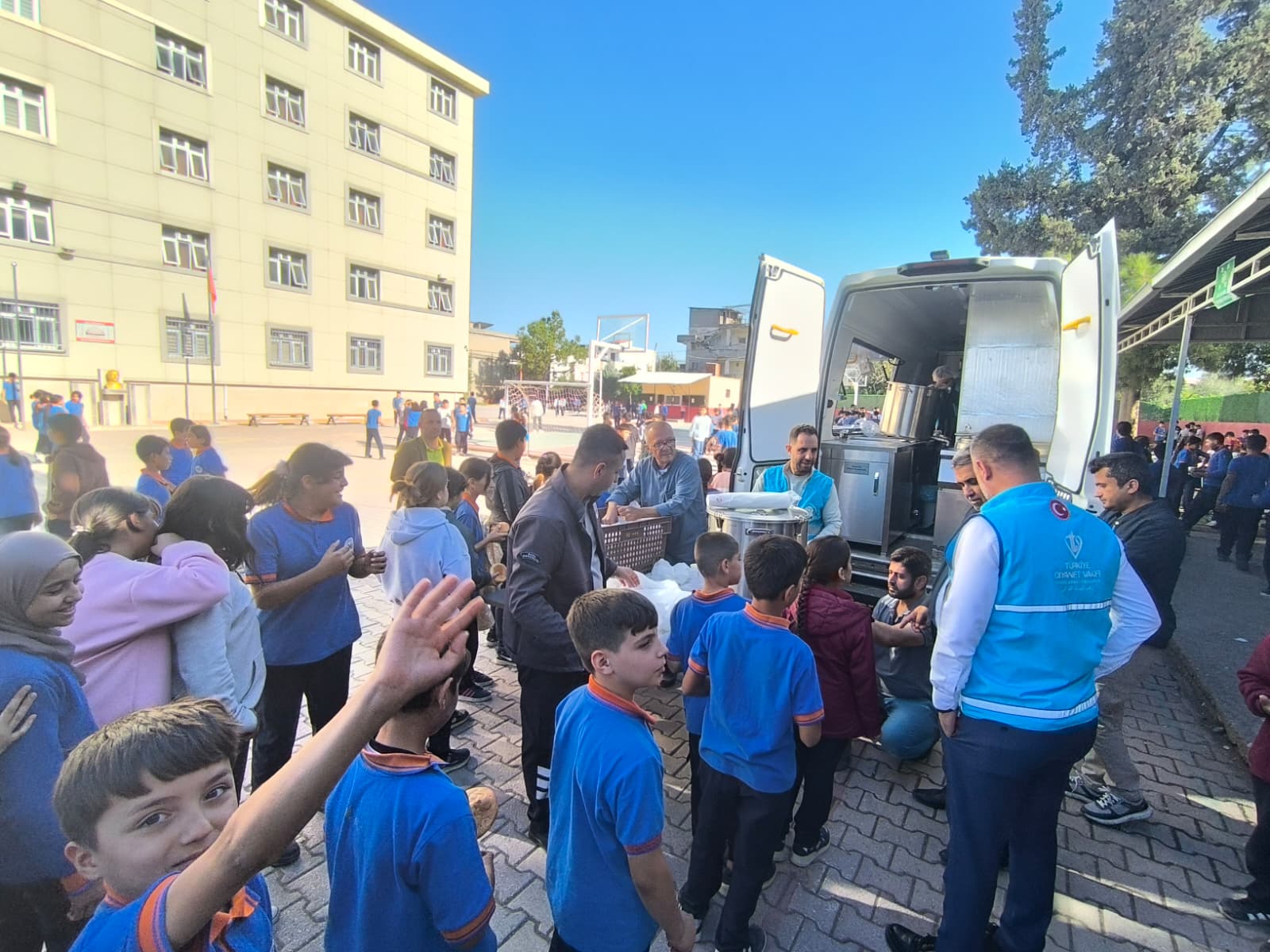 574385280 1238528094966261 6598445980693514633 N