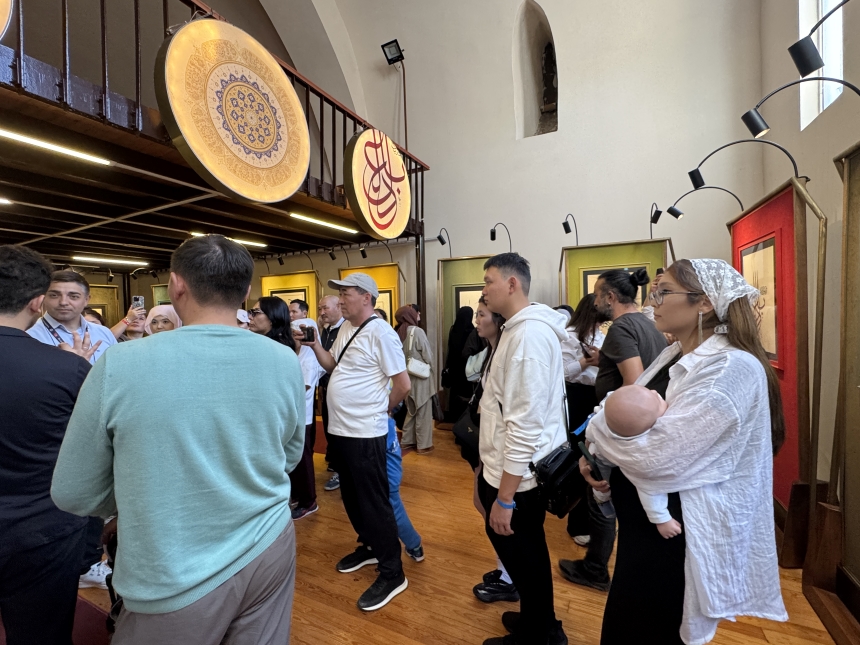 “Adil I Mutlak” Sergisi Büyüledi Adalet Teması Ön Planda (2)