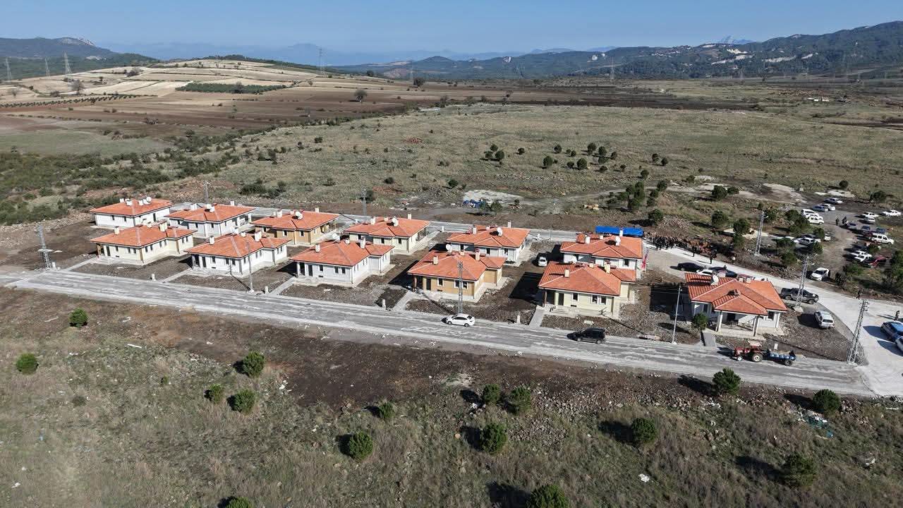 F B I M G 1763385911813